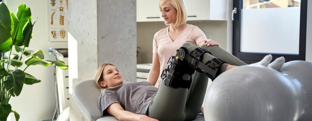 Managing Pain in Total Joint Replacement Recovery: Effective Techniques