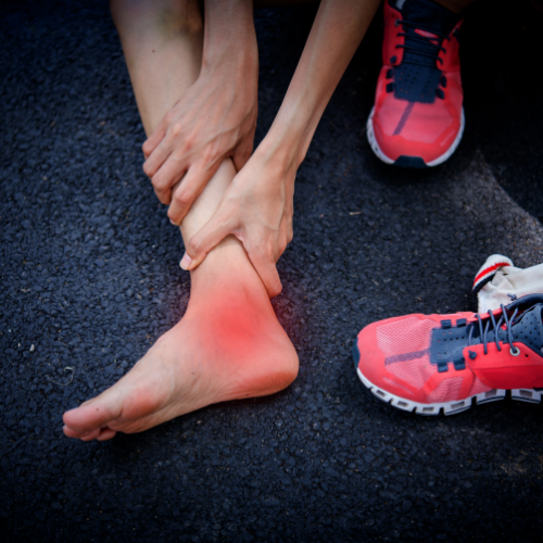 ankle-pain-ProClinix-Sports-Physical-Therapy-and-Chiropractic-Armok-Pleasantville-Ardsley-West-Harrison-Tarrytown-Larchmont-NY